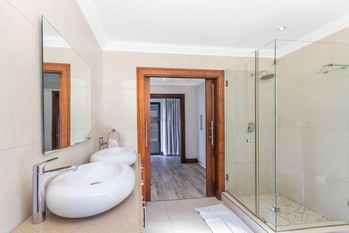 7 Mahogany Drive, Zimbali Estate By Euphoric Leisure Villa *